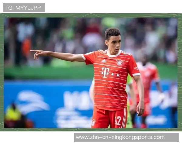 穆西亚拉即将回归拜仁合练今日进行单独训练状态良好 穆西亚拉即将回归拜仁合练今日进行单独训练状态良好